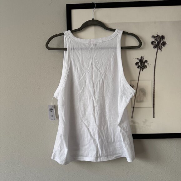Abercombie & Fitch | NWT Polished Skimming Crew Tank White Size Medium - Picture 6 of 9